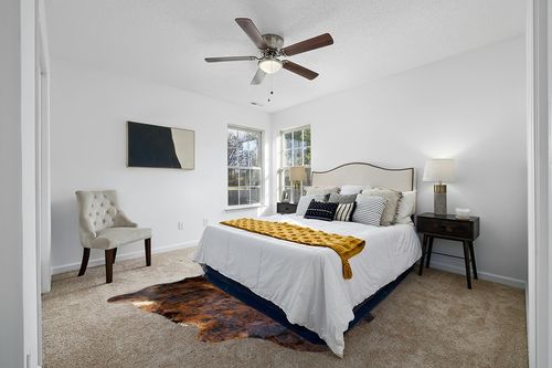 bonanza leathers Genuine Cowhide Rug Dark Brindle Size S/L/XL 5X6/6X7/7X8 FT (6x7) in White and Yellow Modern Bedroom