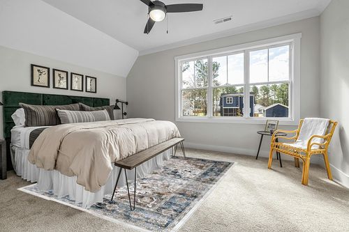 8x10 Area Rugs for Living Room: Washable Rugs Carpet for Living Room with Non-Slip Backing Non-Shedding Stain Resistant, Boho Floral Large Rugs for Dining Room Nursery Home Office (Blue Multi) in Grey Traditional Bedroom with King Bed