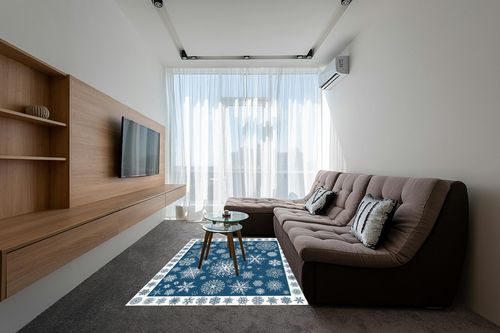 Christmas Area Rug 5 x 8, Washable Bedroom Rug Non-Slip Kitchen Rugs Non Shedding Floor Cover Mat Runner Rug for Living Room Dining Room Outdoor Carpet Seasonal Blue Snowflakes Winter Xmas in Grey Living Room with Brown Couch