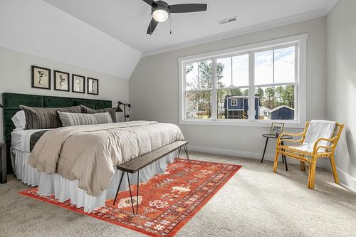 nuLOOM Transitional Tribal Wilma Area Rug, 8x10, Orange in Grey Traditional Bedroom with King Bed
