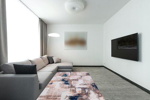 5x7 Abstract Area Rug in Blue & Beige - Indoor Accent Rugs for Living Room, Entryway, Bedroom, Modern Throw Rug, Non-Slip & Machine Washable, Colorful Bedside & Entryway Rugs with Unique Print Design in Modern Living Room with Grey Couch