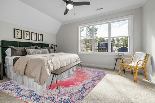 Large Washable Rug Indoor, in Grey Traditional Bedroom with King Bed