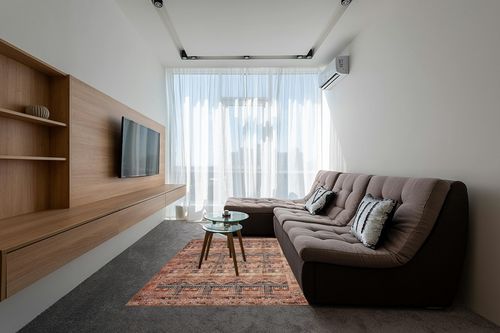 Loloi II Layla Collection LAY-14 Mocha/Blush, Traditional 5'-0" x 7'-6" Area Rug in Grey Living Room with Brown Couch