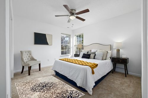 SUPERIOR Area Rugs for Bedroom, Farmhouse, Kitchen, Entryway, Laundry Room | Living Room Decor | Leigh Collection, 4' x 6', Multi-Colord in White and Yellow Modern Bedroom