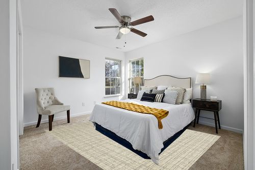 Chris Loves Julia x Loloi Polly Collection POL-03 Antique / Mist 7'-9" x 9'-9" Area Rug in White and Yellow Modern Bedroom