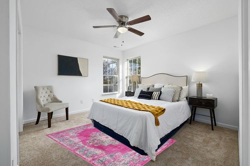 Nourison Passion Fuchsia 5'3" x 7'3" Area -Rug, Boho, Traditional, Easy -Cleaning, Non Shedding, Bed Room, Living Room, Hallway, (5' x 7') in White and Yellow Modern Bedroom