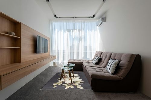 DNOVING Large Non-Slip Area Rug 5x7ft Decorative Fluffy Rug for Living Room, Bedroom, Office, Dining Room Rubber Backed, Stylized White Magnolia Design in Grey Living Room with Brown Couch
