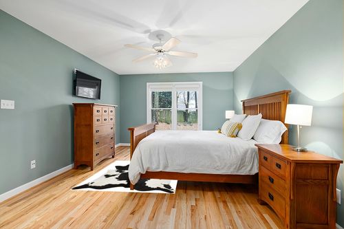 Black and White Cowhide Rug | Natural Cow Skin Cow Hide Leather Area Rug Hair On, 5 ft X 6 ft Premium Black White Shed Free Natural Hide in Teal and Orange Wood Bedroom