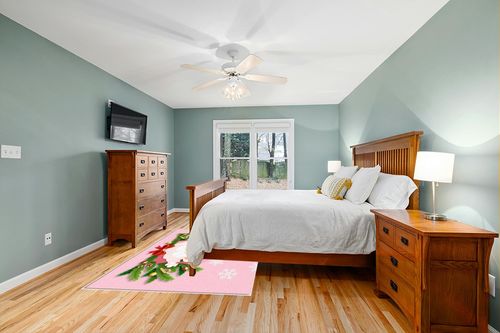 Pink Christmas Area Rug 5 x 8, Washable Bedroom Rug Non-Slip Kitchen Rugs Non Shedding Floor Cover Mat Runner Rug for Living Room Dining Room Outdoor Carpet Santa Claus Pine Needle Snowflake in Teal and Orange Wood Bedroom