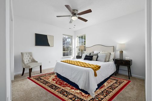 Noble Medallion Red Persian Floral Oriental Formal Traditional (7'10" x 9'10") Area Rug Easy to Clean Stain Fade Resistant Shed Free Modern Contemporary Soft Living Dining Room Rug in White and Yellow Modern Bedroom
