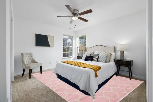 Unique Loom Trellis Frieze Collection Area Rug - Rounded (9' x 12' 2", Light Pink/ Ivory) in White and Yellow Modern Bedroom