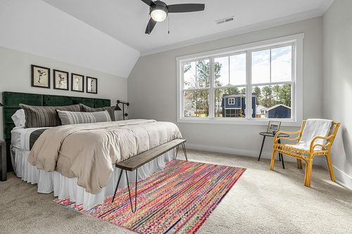 nuLOOM Aleen Bohemian Cotton/Jute Area Rug, 6x9, Multi in Grey Traditional Bedroom with King Bed