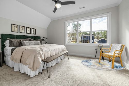 Blue Yellow Round Area Rugs 6ft - Soft Area Rug for Kids Room, Modern Oil Painting Abstract Art Aesthetics Machine Washable Living Room Circle Rugs, Non-Shedding Residential Bedroom Carpet Floor Mat in Grey Traditional Bedroom with King Bed