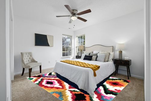 nuLOOM Handmade Carnival Abbey Shaggy Area Rug, 7' 6" x 9' 6", Multi in White and Yellow Modern Bedroom