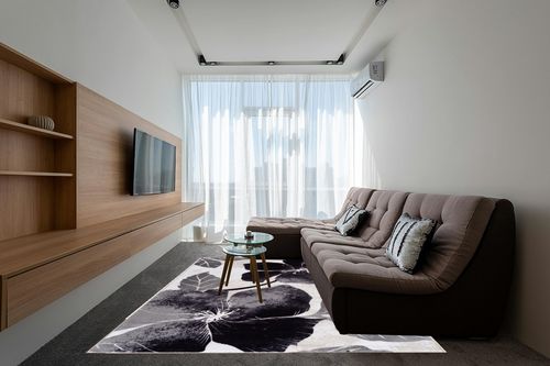 CAMILSON Solana Modern Floral 7'10" x 10'3" Area Rugs Non-Skid (Non-Slip) Rubber Backing Black - Gray Flowers Indoor Rug (8x10, Black Grey) in Grey Living Room with Brown Couch