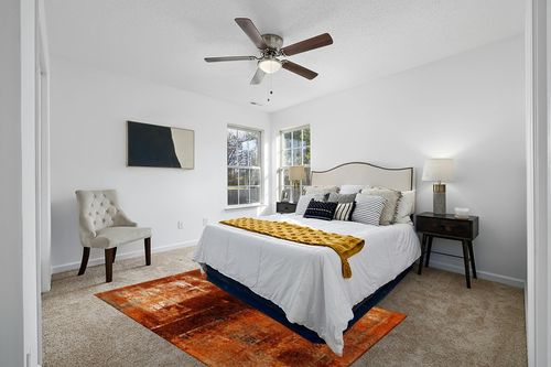 Rectangular Area Rug for Living Room, Bedroom, Burnt Orange Non-Slip Residential Carpet, Kitchen Rugs, Modern Abstract Geometric Art Oil Painted Floor Mat with Rubber Backing 5' x 8' in White and Yellow Modern Bedroom