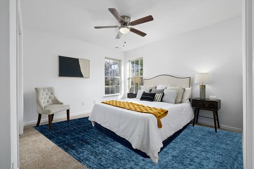 SAFAVIEH Retro Collection Area Rug - 10' x 14', Light Blue & Blue, Modern Abstract Design, Non-Shedding & Easy Care, Ideal for High Traffic Areas in Living Room, Bedroom (RET2770-6065) in White and Yellow Modern Bedroom
