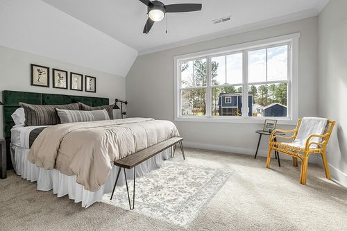 Area Rug Living Room Rugs - 5x7 Machine Washable Soft Farmhouse Boho Moroccan Floral Thin Rug Indoor Floor Carpet for Bedroom Under Dining Table Home Office Decor - Grey in Grey Traditional Bedroom with King Bed