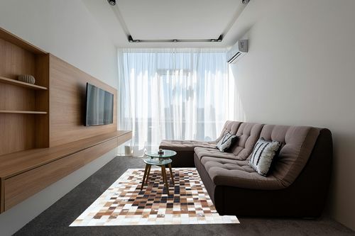 Cowhide Brown Patchwork Home Decorative Area Rug & Carpet Hand Made Cow Leather Hair (6'x9') in Grey Living Room with Brown Couch