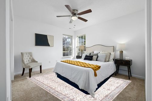 nuLOOM Gemma Machine Washable Transitional Floral Area Rug, 8x10, Beige in White and Yellow Modern Bedroom