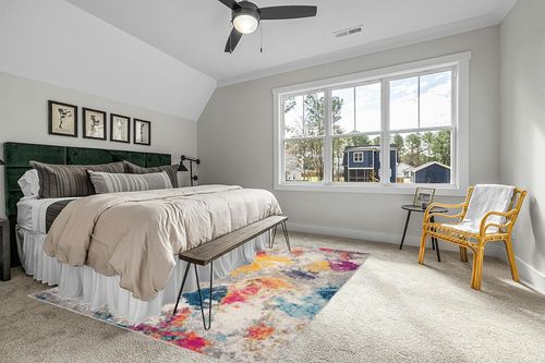 Rugshop Sky Collection Modern Abstract Area Rug 7'10" x 10' Multi in Grey Traditional Bedroom with King Bed