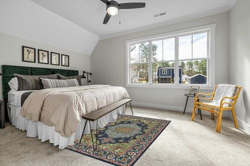 Kaleen Sunice Collection 5' x 7'6" Traditional Floral Area Rug ,Lime Green in Grey Traditional Bedroom with King Bed