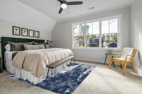 Blue Modern Stain Resistant Living Room, Bedroom, Playroom, Hallway, Dining Room Area Rug in Grey Traditional Bedroom with King Bed