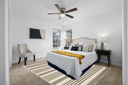 SAFAVIEH Courtyard Collection Area Rug - 8' x 10', Grey & Bone, Stripe Design, Non-Shedding & Easy Care, Indoor/Outdoor & Washable-Ideal for Patio, Backyard, Mudroom (CY6062-236) in White and Yellow Modern Bedroom
