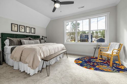 Nourison Aloha Indoor/Outdoor Navy Multicolor 7’10” x Round Area Rug, Easy Cleaning, Non Shedding, Bed Room, Living Room, Dining Room, Backyard, Deck, Patio (8 Round) in Grey Traditional Bedroom with King Bed