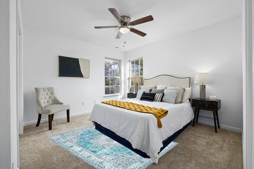 DECOMALL Kalina Washable Area Rugs in White and Yellow Modern Bedroom