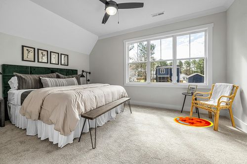 Anime Carpet Orange Modern Fluffy Rug - Non Slip Ultra Soft Tufted Room Decor Polyester Nursery Rugs for Bedroom, Decorative Indoor and Outdoor Living, 80x80cm in Grey Traditional Bedroom with King Bed