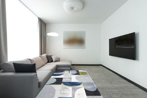 SAFAVIEH Hollywood Collection Area Rug - 5'3" x 7'6", Grey & Blue, Mid-Century Modern Design, Non-Shedding & Easy Care, Ideal for High Traffic Areas in Living Room, Bedroom (HLW798F) in Modern Living Room with Grey Couch