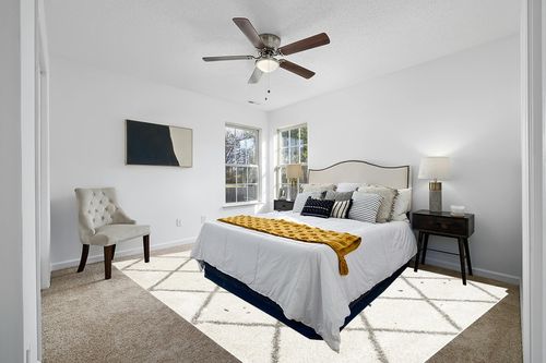 SAFAVIEH Hudson Shag Collection Area Rug - 9' x 12', Ivory & Grey, Modern Trellis Design, Non-Shedding & Easy Care, 2-inch Thick Ideal for High Traffic Areas in Living Room, Bedroom (SGH281A) in White and Yellow Modern Bedroom