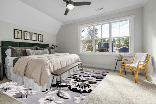 Modern Floral Area Rugs 9' X 12' Gray in Grey Traditional Bedroom with King Bed