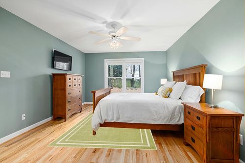 Nourison Essentials Indoor/Outdoor Green Ivory 6' x 9' Area -Rug, Easy -Cleaning, Non Shedding, Bed Room, Living Room, Dining Room, Backyard, Deck, Patio (6x9) in Teal and Orange Wood Bedroom
