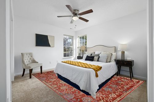 Loloi Giada 9'-0" x 12'-0" Area Rug in Red/Multi - Traditional Accent Rug, Modern Color Rug for Living Room, Bedroom, Entryway & Hallway, No Shed High Traffic Home Décor in White and Yellow Modern Bedroom