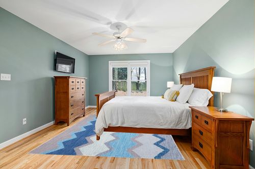 Dash & Albert Safety Net Handwoven Indoor/Outdoor Rug, 8 X 10 Feet, Blue/Grey Geometric Pattern in Teal and Orange Wood Bedroom