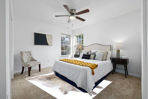 Genuine Light Grey Beige Brindle Cowhide Rug XL 6 x 7-8 ft. 180 x 240 cm in White and Yellow Modern Bedroom