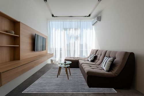 SAFAVIEH Vision Collection Area Rug - 8' x 10', Grey, Modern Ombre Tonal Chic Design, Non-Shedding & Easy Care, Ideal for High Traffic Areas in Living Room, Bedroom (VSN606D) in Grey Living Room with Brown Couch