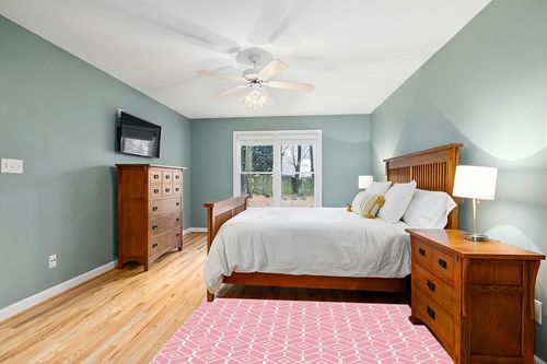 Geometric Area Rug 4' x 6', Durable Floor Carpet for Sofa Living Room Bedroom Entryway, Non-Shedding Play Mat for Kids Home Decor, Pink Modern Art Texture in Teal and Orange Wood Bedroom