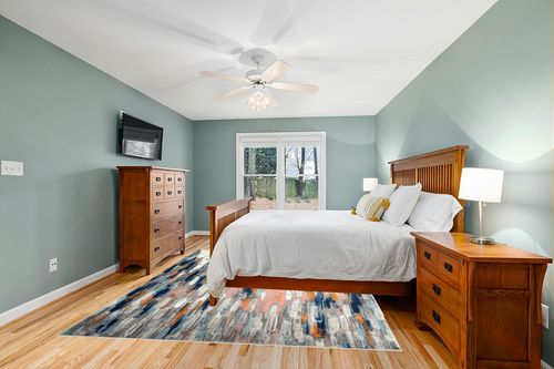 Abani Rugs Orange & Blue Contemporary Abstract Area Rug Contemporary Style, Porto Collection | Turkish Made Superior Comfort & Construction | Stain Shedding Resistant, 7'9" x 10'2" Rectangle in Teal and Orange Wood Bedroom