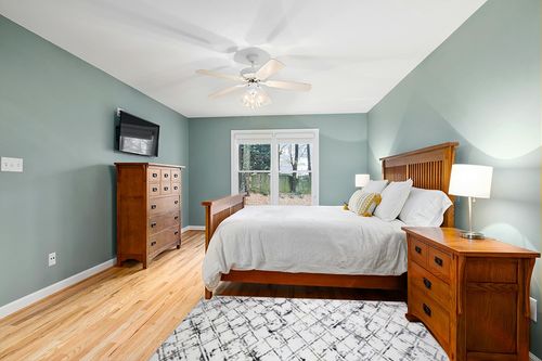 Landgrove Geometric Gray/Ivory Area Rug 17 Stories Rug Size: Rectangle 3'6" x 5'6" in Teal and Orange Wood Bedroom