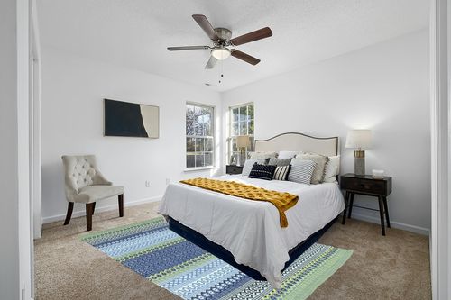 Dash and Albert Fiesta Stripe French Blue/Green Handwoven Indoor/Outdoor Rug, 6 X 9 Feet, Multi Stripe Pattern in White and Yellow Modern Bedroom