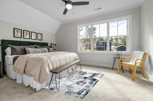 Rugshop Contemporary Abstract Distressed Area Rug 5' x 7' Blue in Grey Traditional Bedroom with King Bed