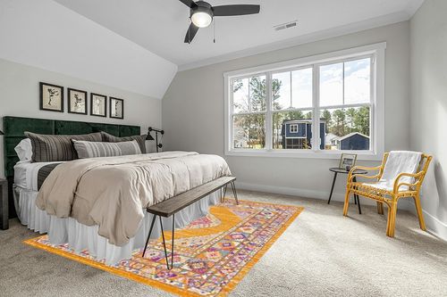 SAFAVIEH Madison Collection Area Rug - 8' x 10', Orange & Fuchsia, Boho Chic Medallion Design, Non-Shedding & Easy Care, Ideal for High Traffic Areas in Living Room, Bedroom (MAD133D) in Grey Traditional Bedroom with King Bed