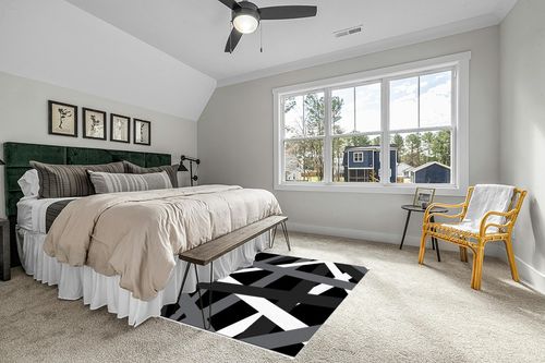 Large Area Rug, Grey Black Grey Geometric Non-Slip Indoor Accent Area Carpet, Modern White Abstract Art Striped Fluffy Shaggy Runner Rug for Living Room, Bedroom, Kids Room, 5'x 7' in Grey Traditional Bedroom with King Bed