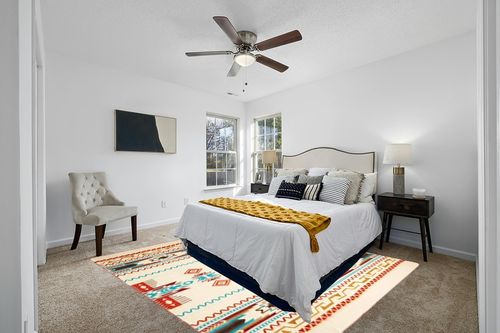 Ecuadane Large Southwestern Woven Blanket in White and Yellow Modern Bedroom