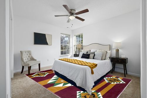 AllStar Rugs Red 8x10 Tribal Area Rug (7' 7" x 10' 6") in White and Yellow Modern Bedroom