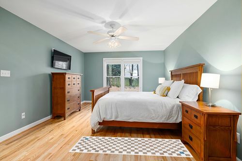 Wonnitar Modern Checkered Washable Runner Rug,2x6 Khaki Bathroom Rugs Runner,Geometric Checkerboard Long Kitchen Runner,Non-Slip Low Pile Soft Entryway Throw Mat for Bedroom Office Laundry in Teal and Orange Wood Bedroom