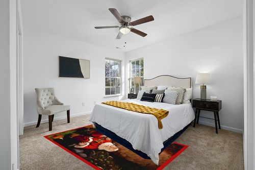 Milliken RJ McDonald Christmas Party Novelty Rug Rug Size: 5'4" x 7'8" in White and Yellow Modern Bedroom